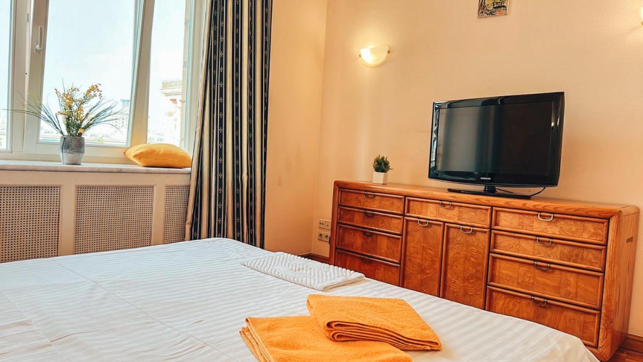 Apartments Rentals Ukraine On Kreshchatik Kijev Kültér fotó