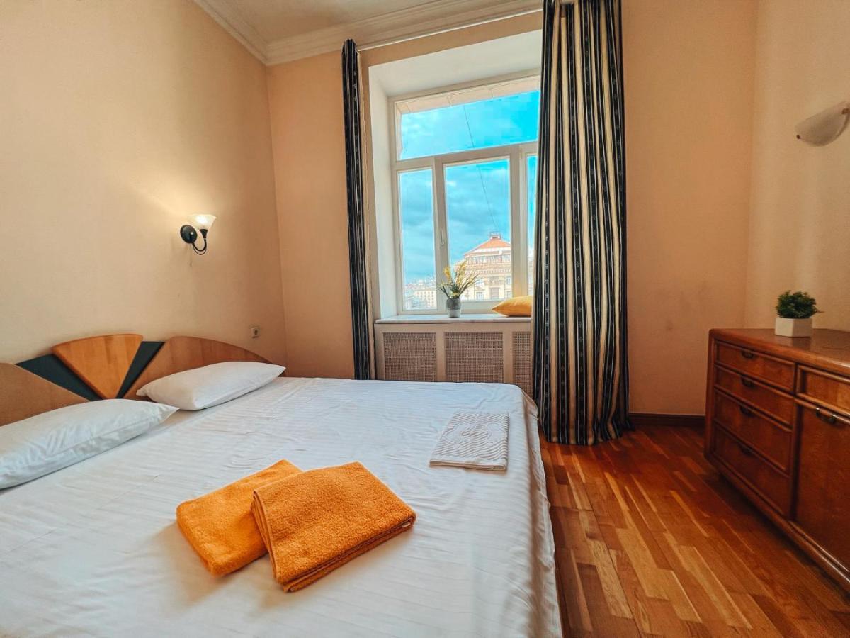 Apartments Rentals Ukraine On Kreshchatik Kijev Kültér fotó