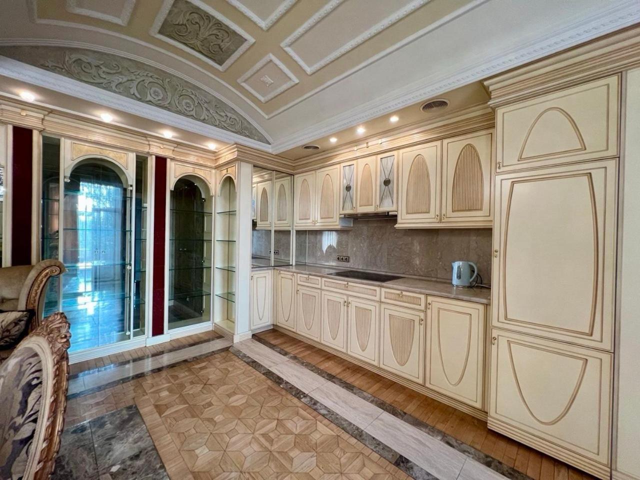 Apartments Rentals Ukraine On Kreshchatik Kijev Kültér fotó