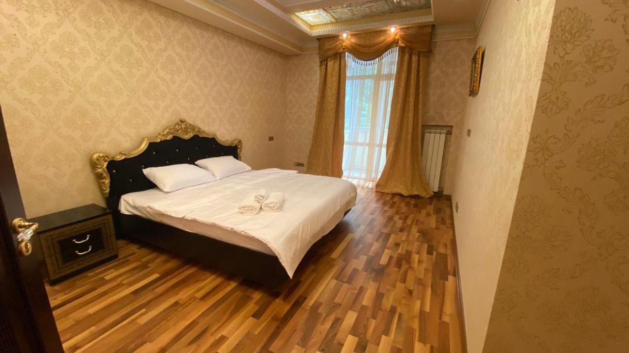 Apartments Rentals Ukraine On Kreshchatik Kijev Kültér fotó